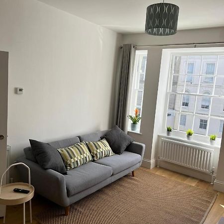 Lovely 1 Bed Flat *Free Parking* Hoe/Barbican 플리머스 외부 사진